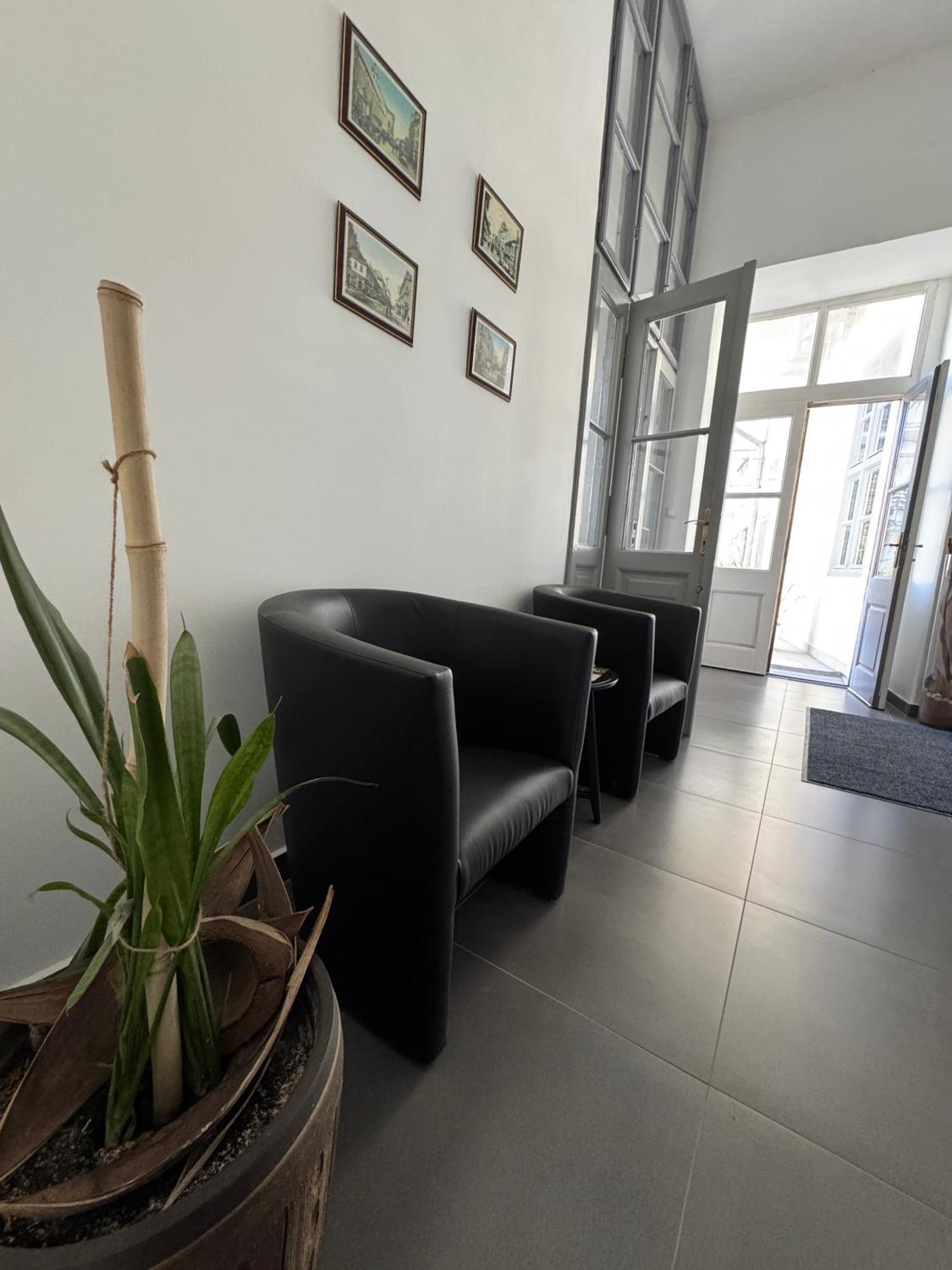 Center Rooms Miskolc Eksteriør bilde