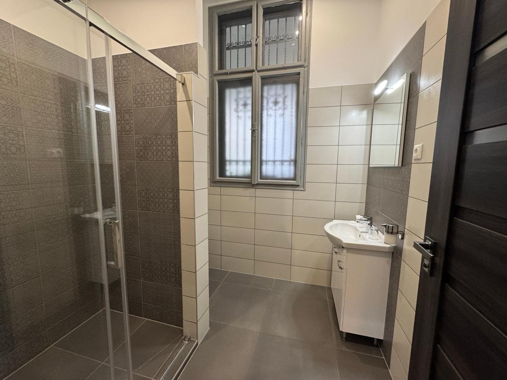 Center Rooms Miskolc Eksteriør bilde